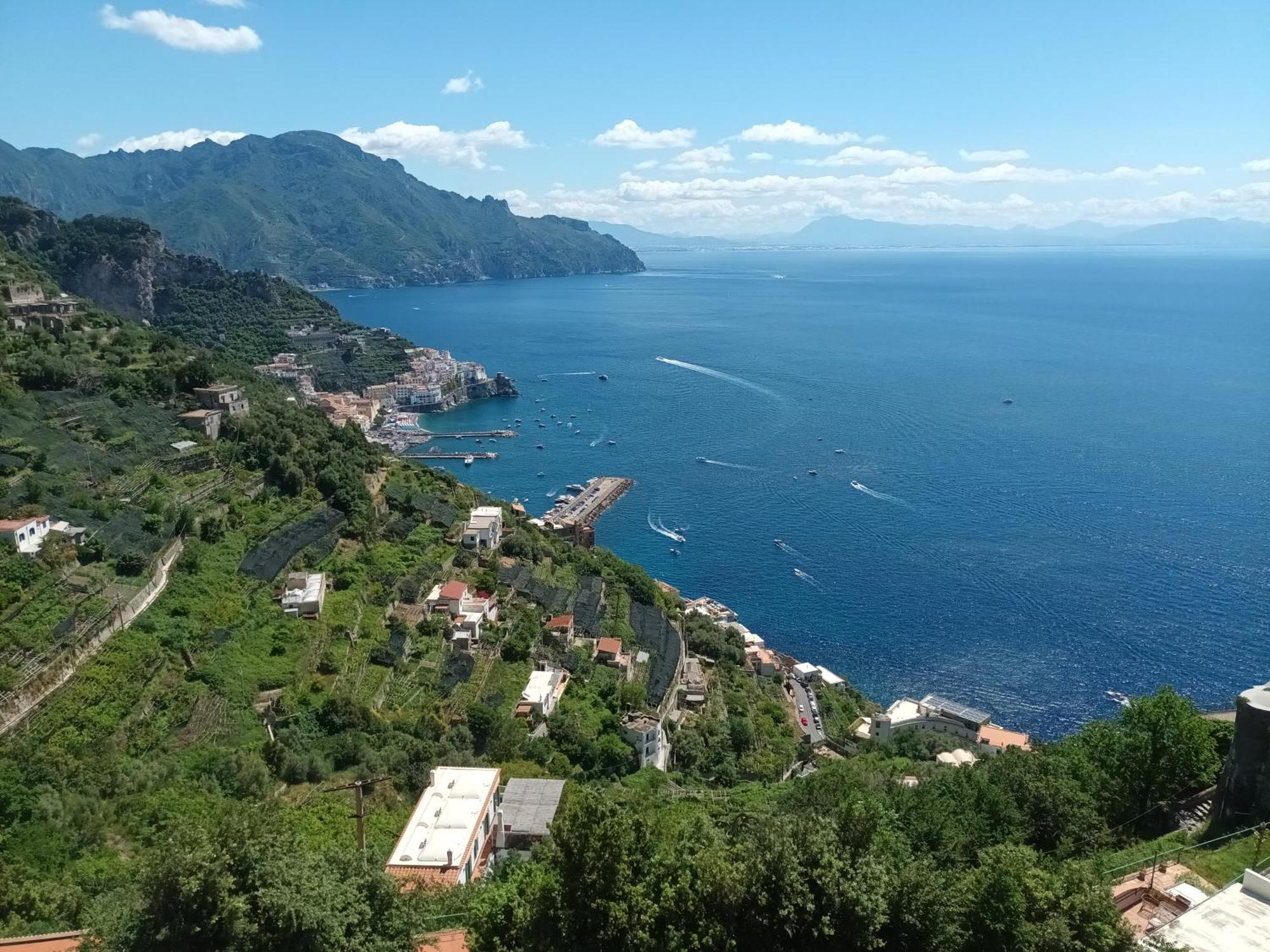 Casa Emi Lejlighed Amalfi Eksteriør billede