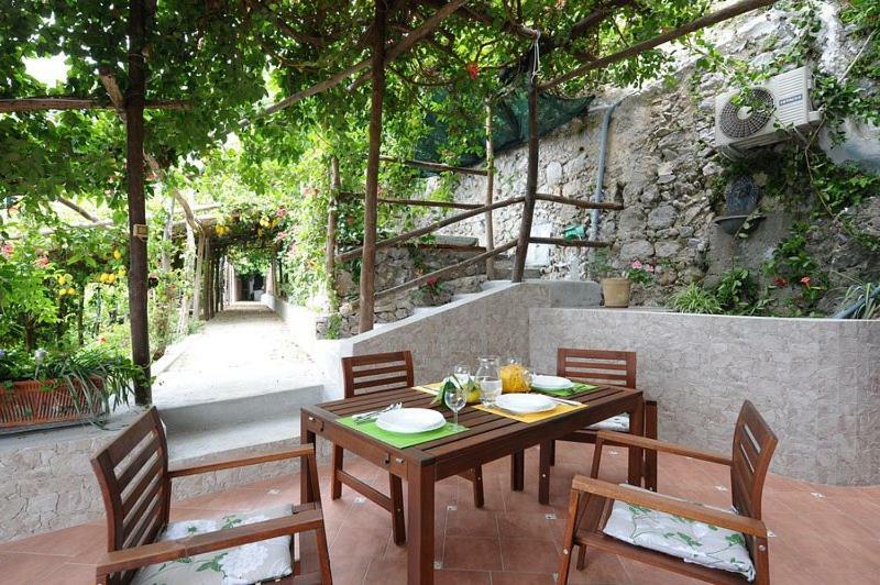 Casa Emi Lejlighed Amalfi Eksteriør billede